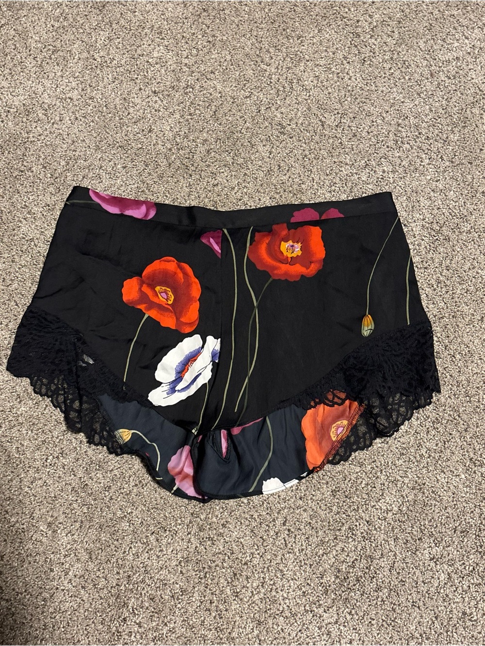 Natori Black Floral Lace-Trim Sleep Shorts with Red, White & Purple Poppies